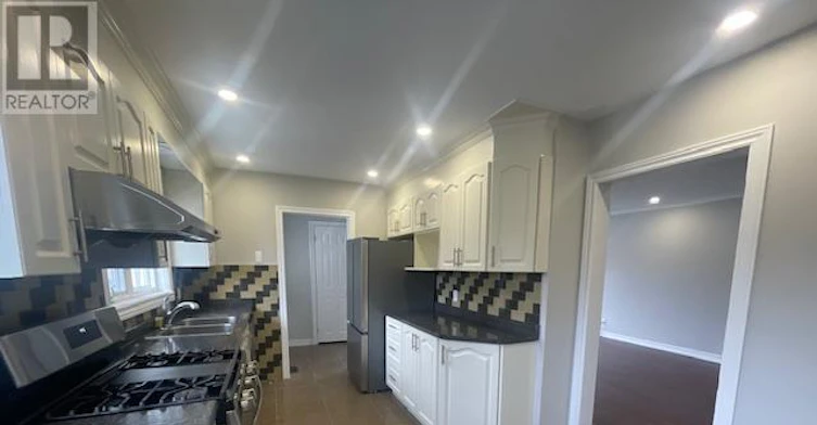 MAIN-18 Albacore Crescent, Toronto, ON, M1H 2L3 - 9