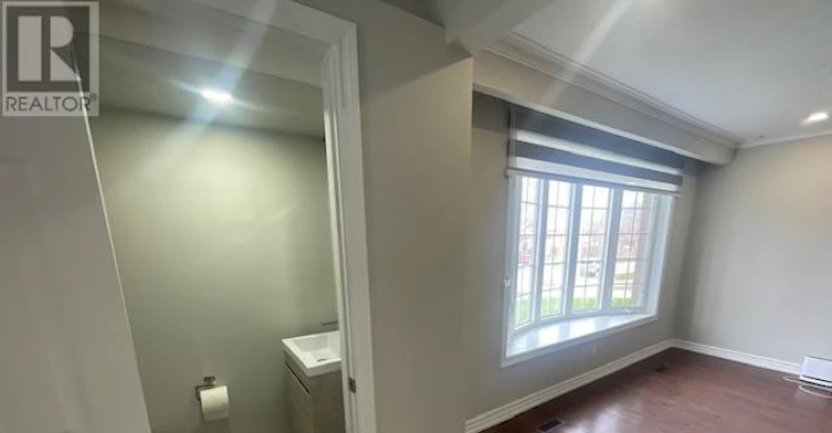 MAIN-18 Albacore Crescent, Toronto, ON, M1H 2L3 - 7
