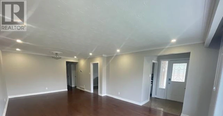MAIN-18 Albacore Crescent, Toronto, ON, M1H 2L3 - 5