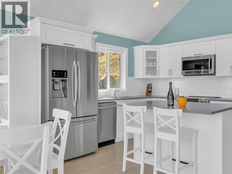 7012 Barcelona Drive, West Kelowna, BC, V1Z 3R8 - 11