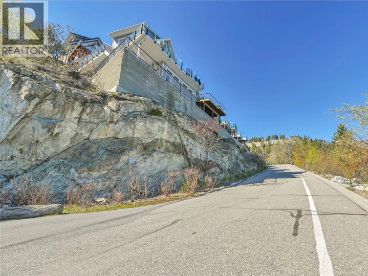 7012 Barcelona Drive, West Kelowna, BC, V1Z 3R8 - 35