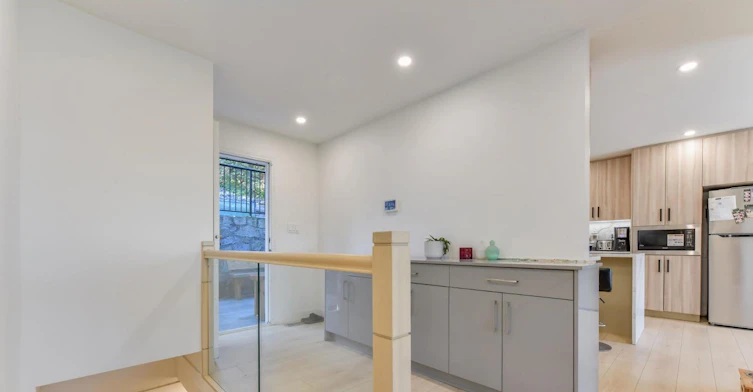 Upper House-7437 Garfield Drive, Delta, BC, V4C 6X9 - 3
