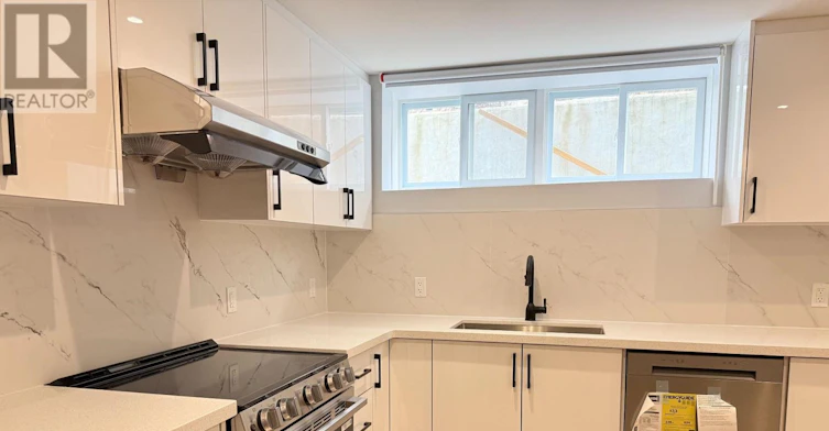 3 (BASEMENT-220 Millard Avenue, Newmarket, ON, L3Y 1Z2 - 5