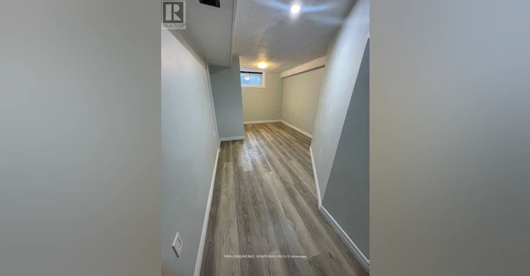 2403 Barclay Road, Burlington, ON, L7R 2B7 - 20