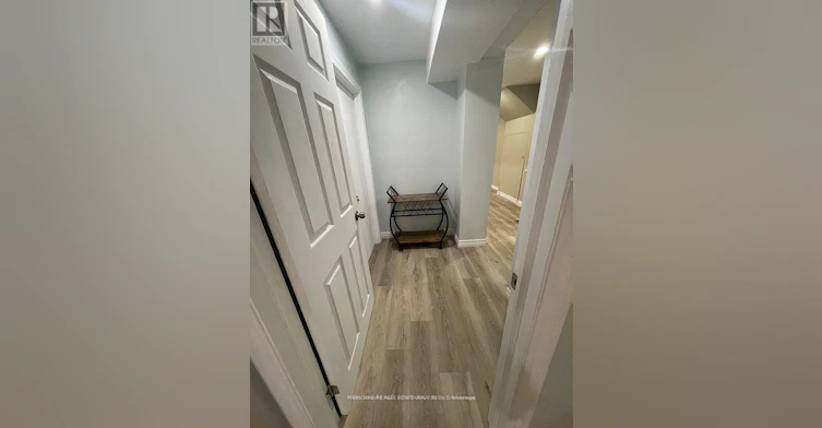2403 Barclay Road, Burlington, ON, L7R 2B7 - 22