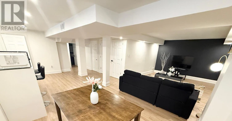 BASEMENT-7 Charing Crescent, Aurora, ON, L4G 6P4 - 2