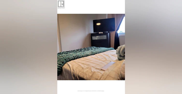 UPPER-1374 Charles Drive, Burlington, ON, L7P 2C9 - 19