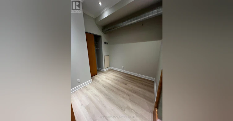 B02-135 Dalhousie Street, Toronto, ON, M5B 2S1 - 12