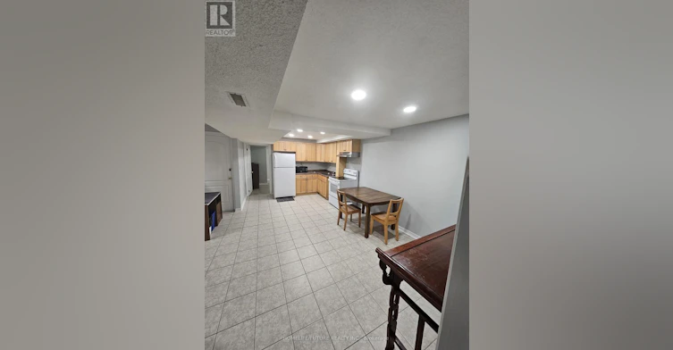 BSMT-49 Raponi Circle, Toronto, ON, M1X 2E4