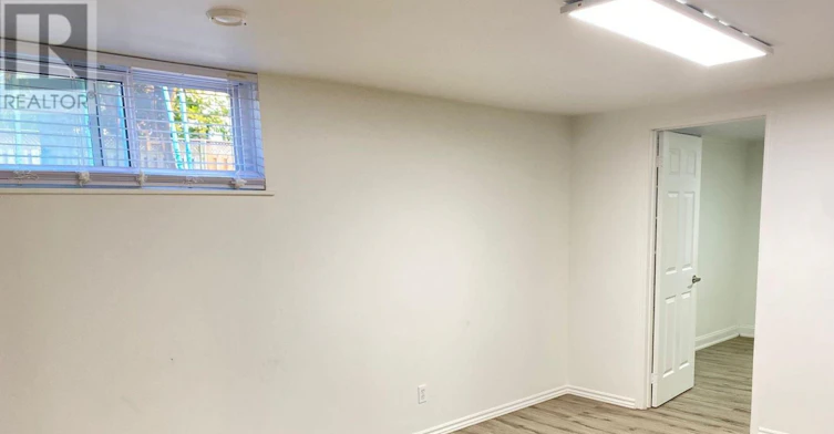 BSMNT-37 Clifton Avenue, Toronto, ON, M3H 4K9 - 7