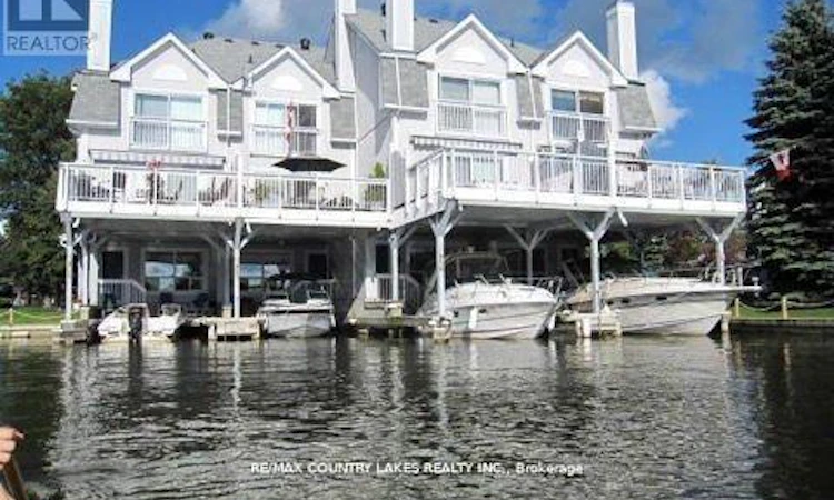 15-24 Laguna Parkway