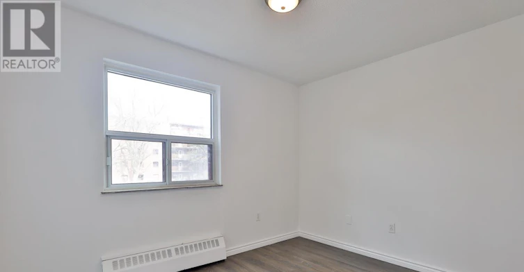 215-900 Glen Street, Oshawa, ON, L1J 5Z4 - 21