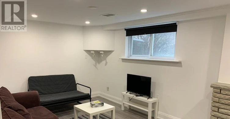 BASEMENT-106 Holcolm Road, Toronto, ON, M2N 2C9 - 2