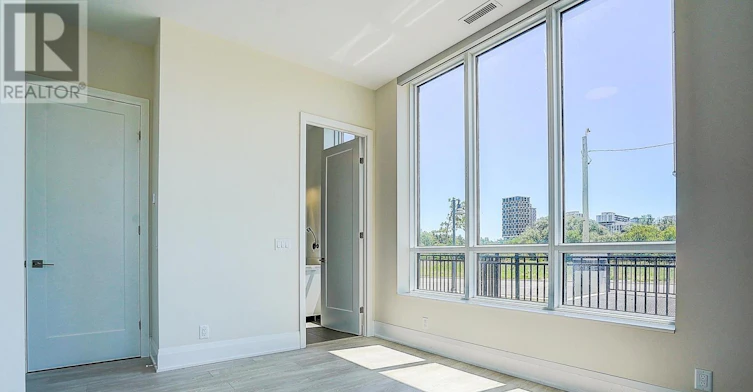105-8 Water Walk, Markham, ON, L3R 6L4 - 16