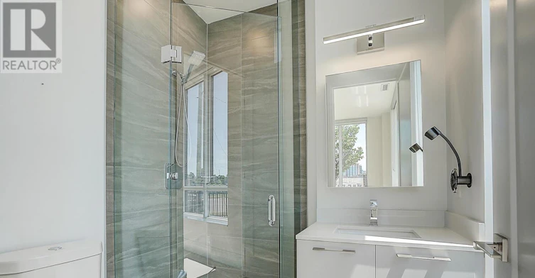 105-8 Water Walk, Markham, ON, L3R 6L4 - 17