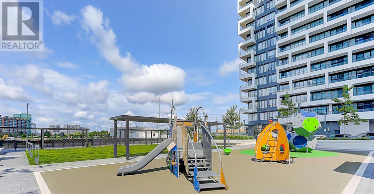 105-8 Water Walk, Markham, ON, L3R 6L4 - 31