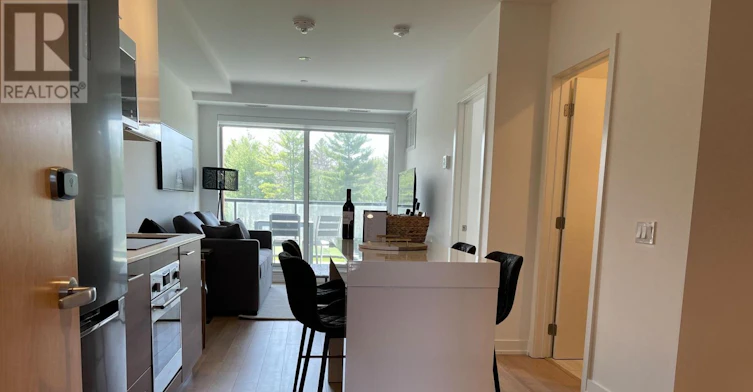 306-120 Carrick Trail, Gravenhurst, ON, P1P 0A1 - 3