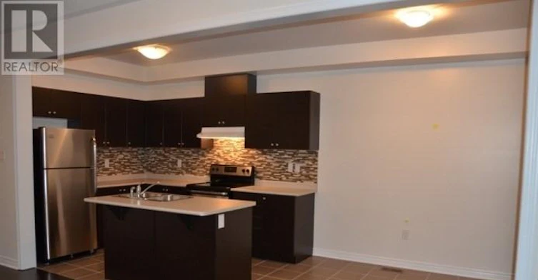 28 Black Locust Drive, Markham, ON, L6E 0P8 - 2