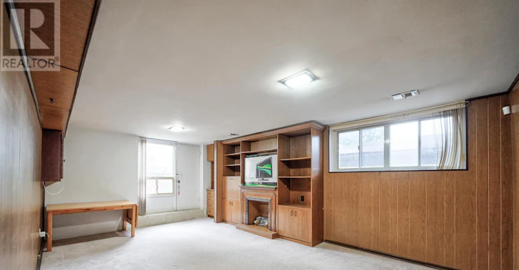 5 Cottonwood Drive, Toronto, ON, M3C 2B3 - 23