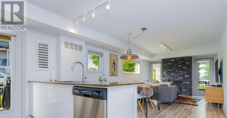 101-4 Cove Court, Collingwood, ON, L9Y 0Y6 - 4