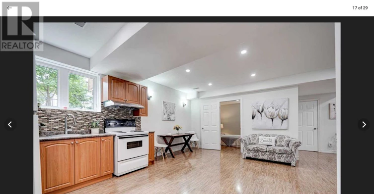 BSMT-2359 Pilgrim Square, Oshawa, ON, L1L 0C2