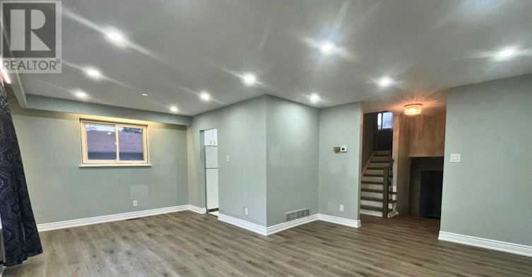 30 Trotters Lane, Brampton, ON, L6Y 1B6 - 3