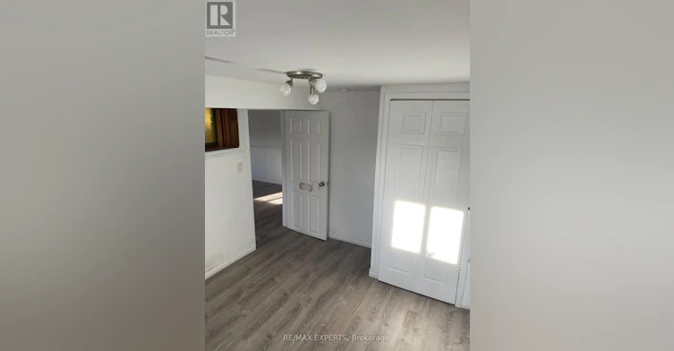 7292 Redfox Road, Mississauga, ON, L4T 2L8 - 7