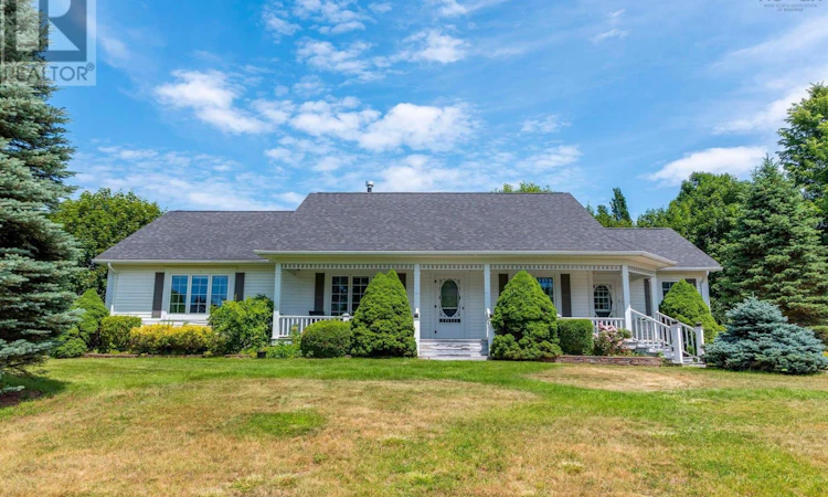 4 Linden Court