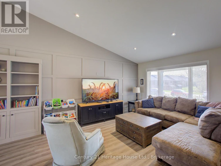 114 Jackson Street, West Grey, ON, N0G 1R0 - 8