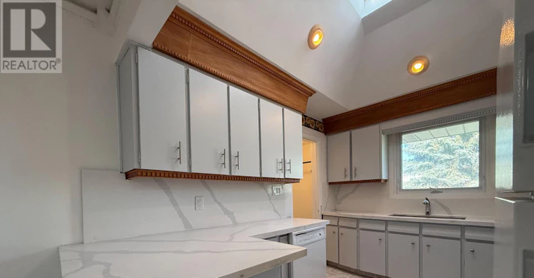 MAIN FLOOR-288 Scott Street, St. Catharines, ON, L2N 1J3 - 20