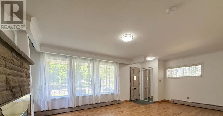 MAIN FLOOR-288 Scott Street, St. Catharines, ON, L2N 1J3 - 6