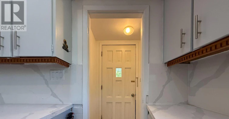 MAIN FLOOR-288 Scott Street, St. Catharines, ON, L2N 1J3 - 22
