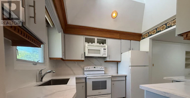 MAIN FLOOR-288 Scott Street, St. Catharines, ON, L2N 1J3 - 21