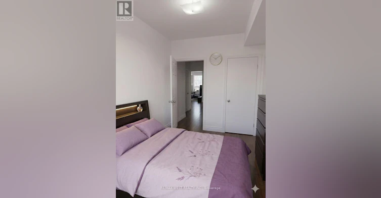 555 St. Clair Avenue, Toronto, ON, M6C 1A3 - 8