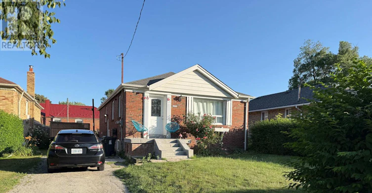 BSMT-220 Ellington Drive, Toronto, ON, M1R 3Y4 - 13