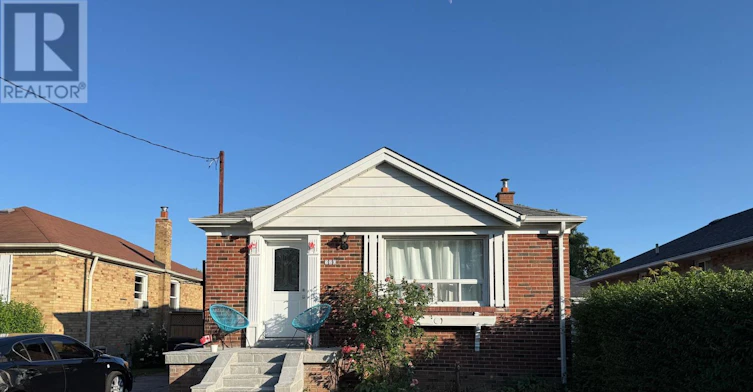 BSMT-220 Ellington Drive, Toronto, ON, M1R 3Y4 - 11