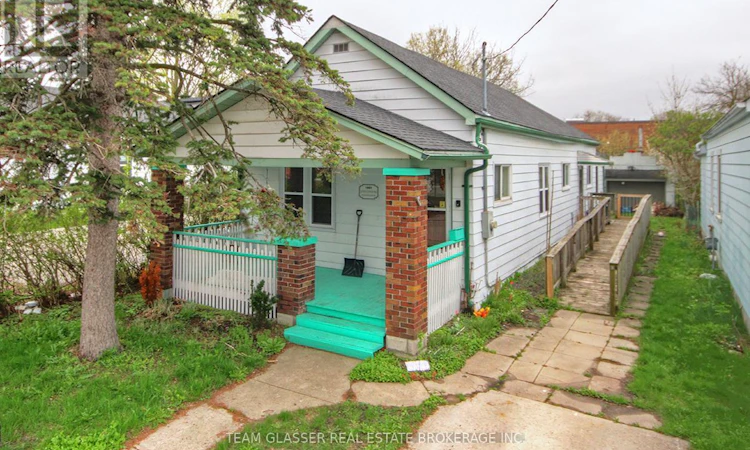 555 Grey Street