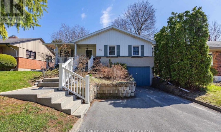 316 Glengarry Road
