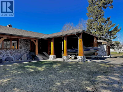 6126 Lakeshore Drive - 3