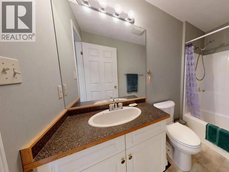 6126 Lakeshore Drive, 100 Mile House, BC, V0K 2E3 - 26