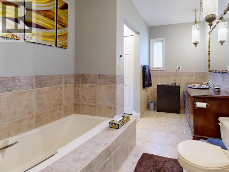 6126 Lakeshore Drive, 100 Mile House, BC, V0K 2E3 - 21