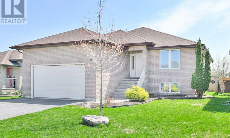 24 Freedom Crescent