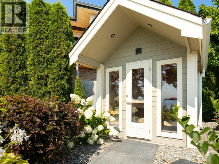 3908 Bluebird Road, Kelowna, BC, V1W 1X6 - 47