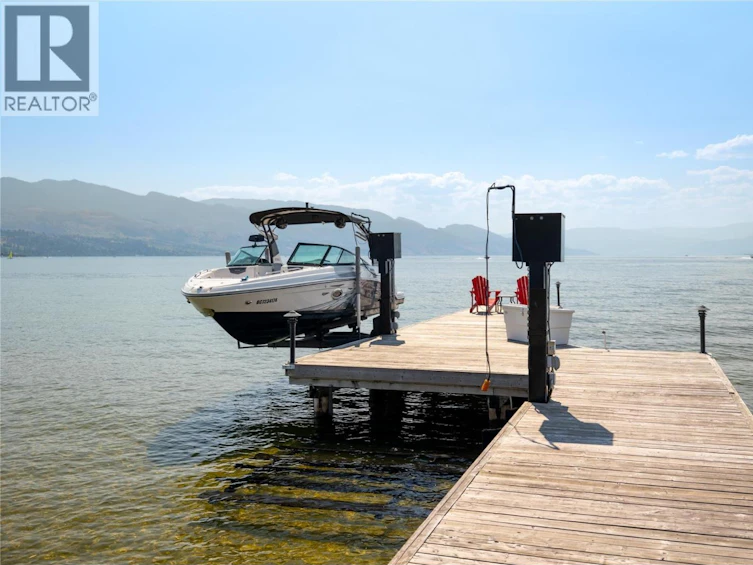 3908 Bluebird Road, Kelowna, BC, V1W 1X6 - 40