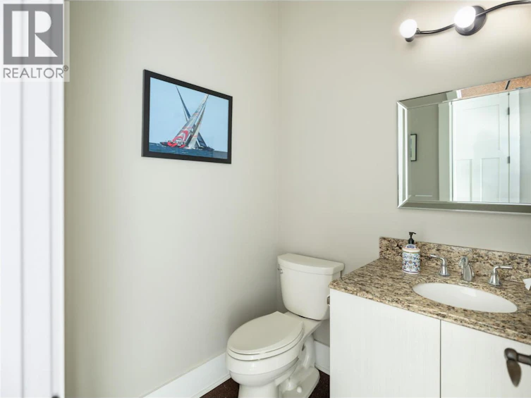 3908 Bluebird Road, Kelowna, BC, V1W 1X6 - 32