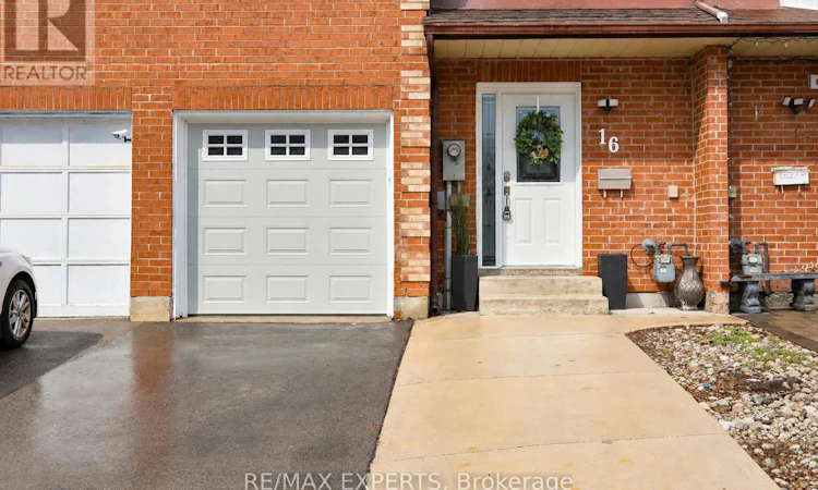 16 Hetherington Place