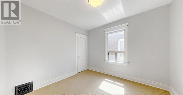 402 Woodbine Avenue, Toronto, ON, M4L 3P6 - 16