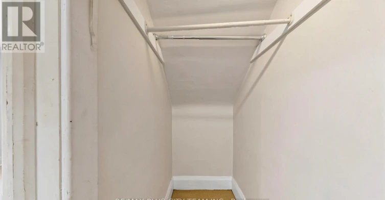 402 Woodbine Avenue, Toronto, ON, M4L 3P6 - 15