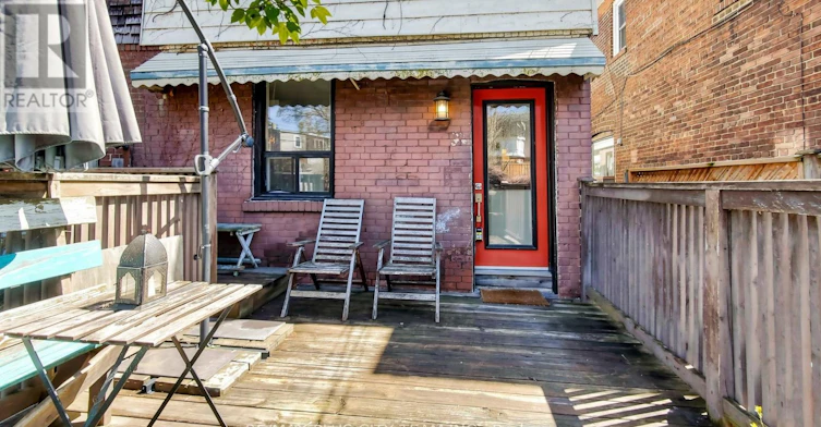 402 Woodbine Avenue, Toronto, ON, M4L 3P6 - 27