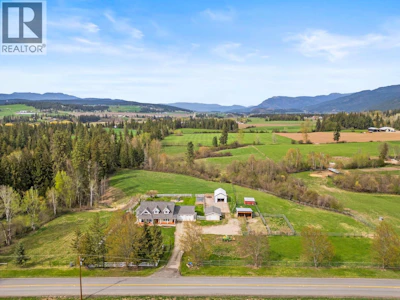 1375 Mountain View Road - 2